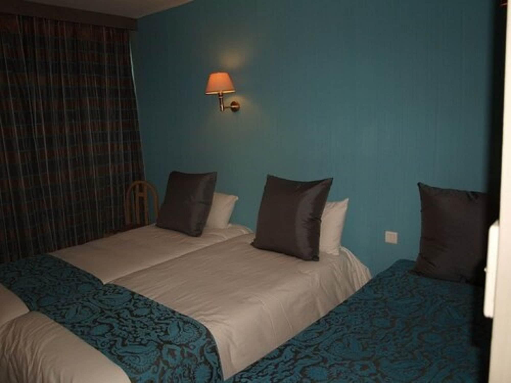 Logis Nimotel Hotel Cosy Ним Номер фото