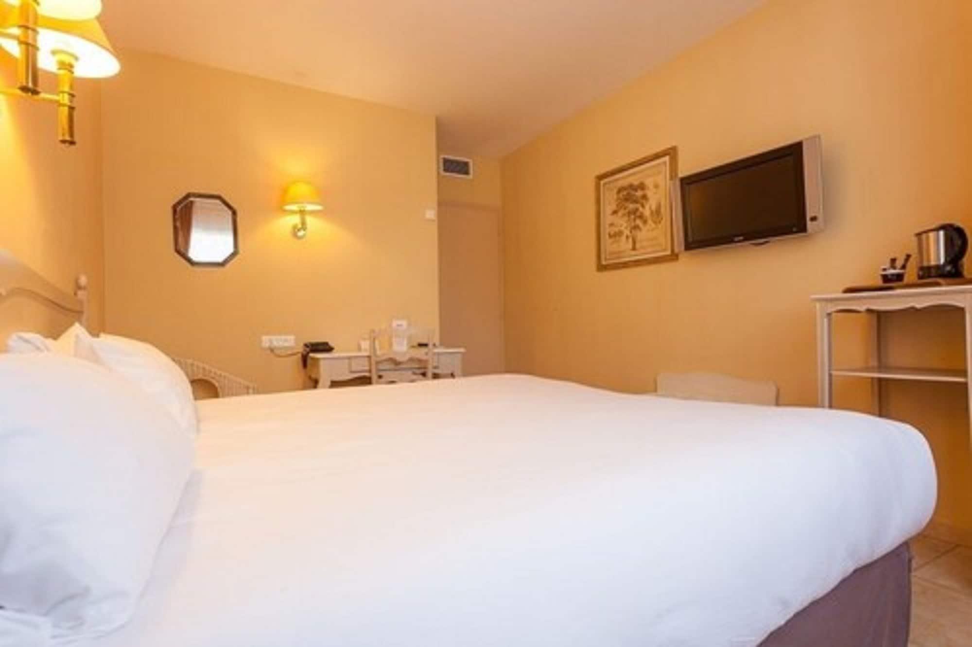 Logis Nimotel Hotel Cosy Ним Экстерьер фото