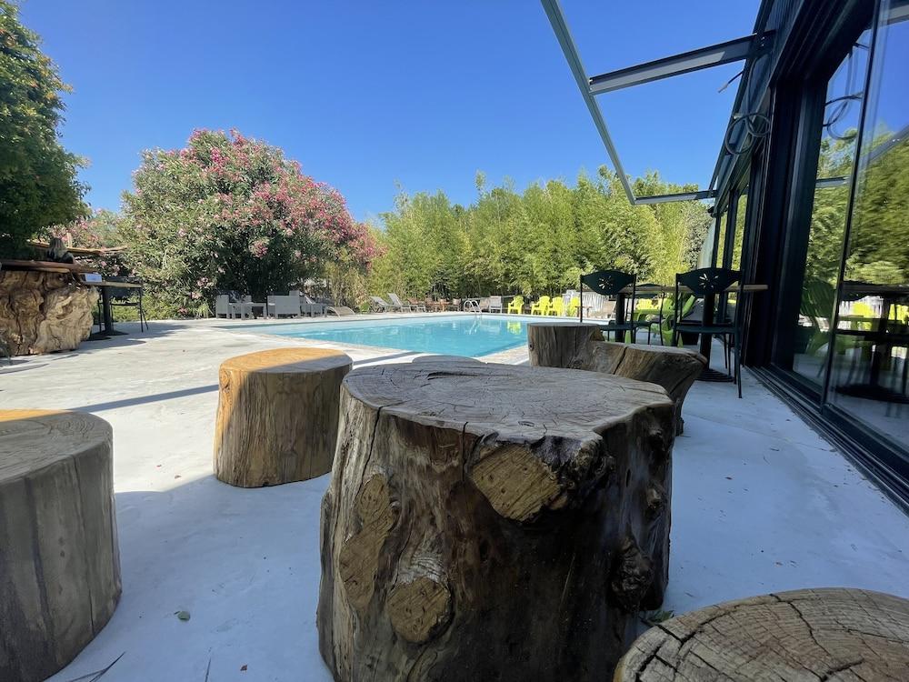 Logis Nimotel Hotel Cosy Ним Экстерьер фото